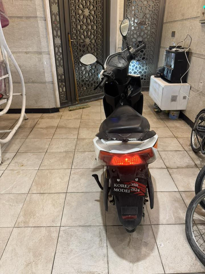 دراجه شحن البيع ست بطاريات سرعتها 80
بطاريات جديده
***********
