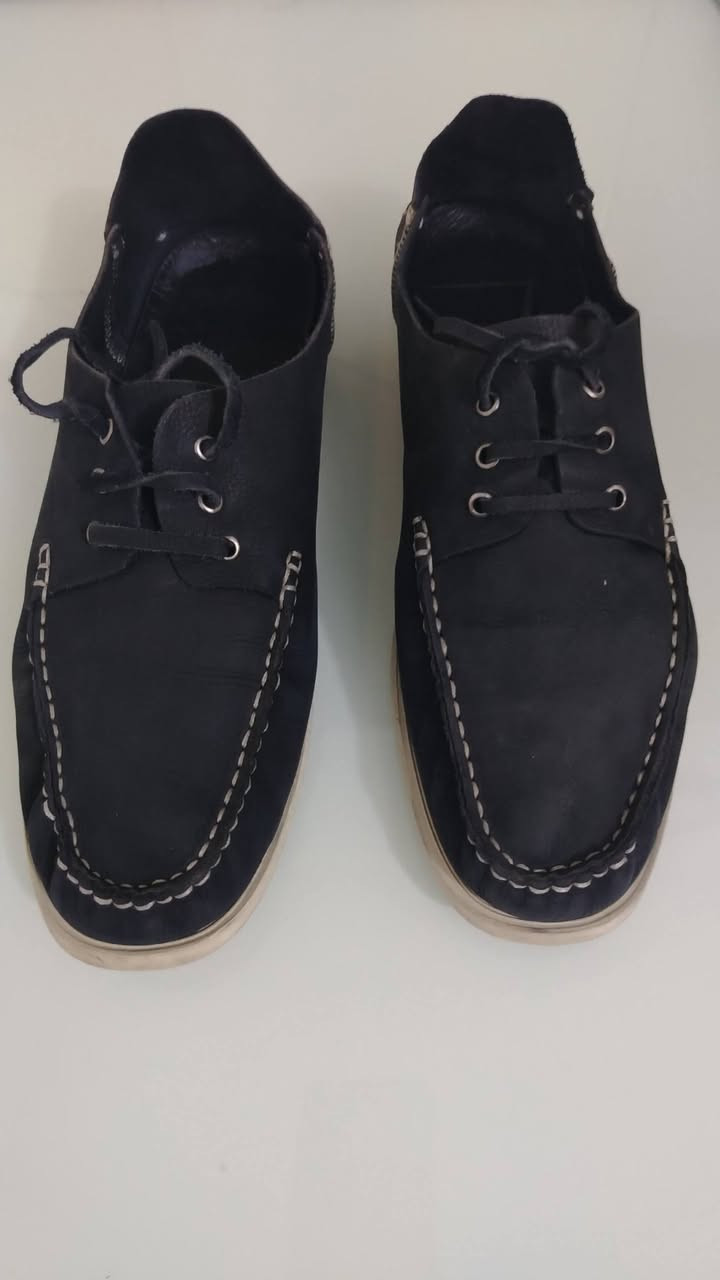 إيطالي وكاله قطعه تحفه داخل وخارج جلد طبيعي حته القيطان  جلد قياسه يلبس ٤٤


**إذا كنت صاحب هذا الإعلان وتريد حذفه لأي سبب، رجاءا أرسل رسالة إلى الدعم الفني**