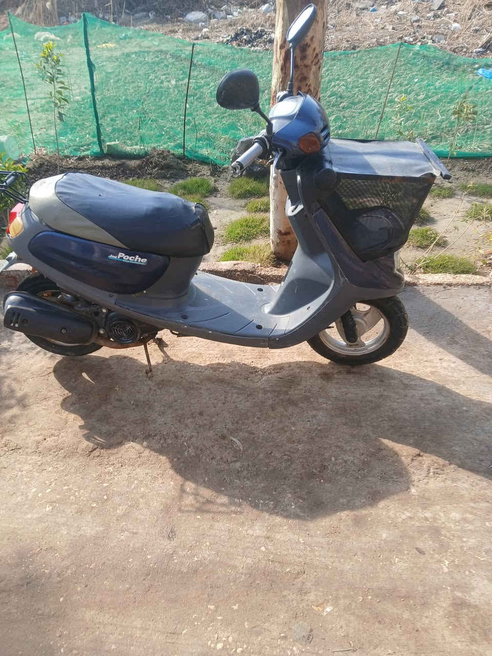 سلام عليكم منغولي للبيع. سلف كهربائيات كامله مكينه. حاويه شرط تمشي 70.   فقط ترتيب للكفرات.  دراجه بيه مكينه عل شرط. كربلاء قرب فندق البارون. عامود 74 السعر 400 وبيه مجال ***********
