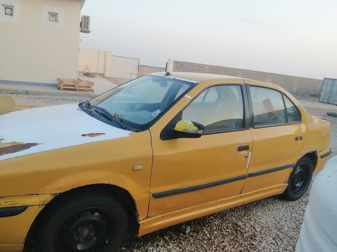 سمند ٢٠١١ تكسي رقم بصرة سنوية لل٢٦ شهر ٨ ومصفرة هيئة وغرامات تحويل ثاني يوم حدادية ٨٠ ٪ كير مكينه خير من الله مكانها ديوانية و كربلاء مراوس بسيارة خصوصي السعر ٢٥ وبيها مجال  رقم ***********
