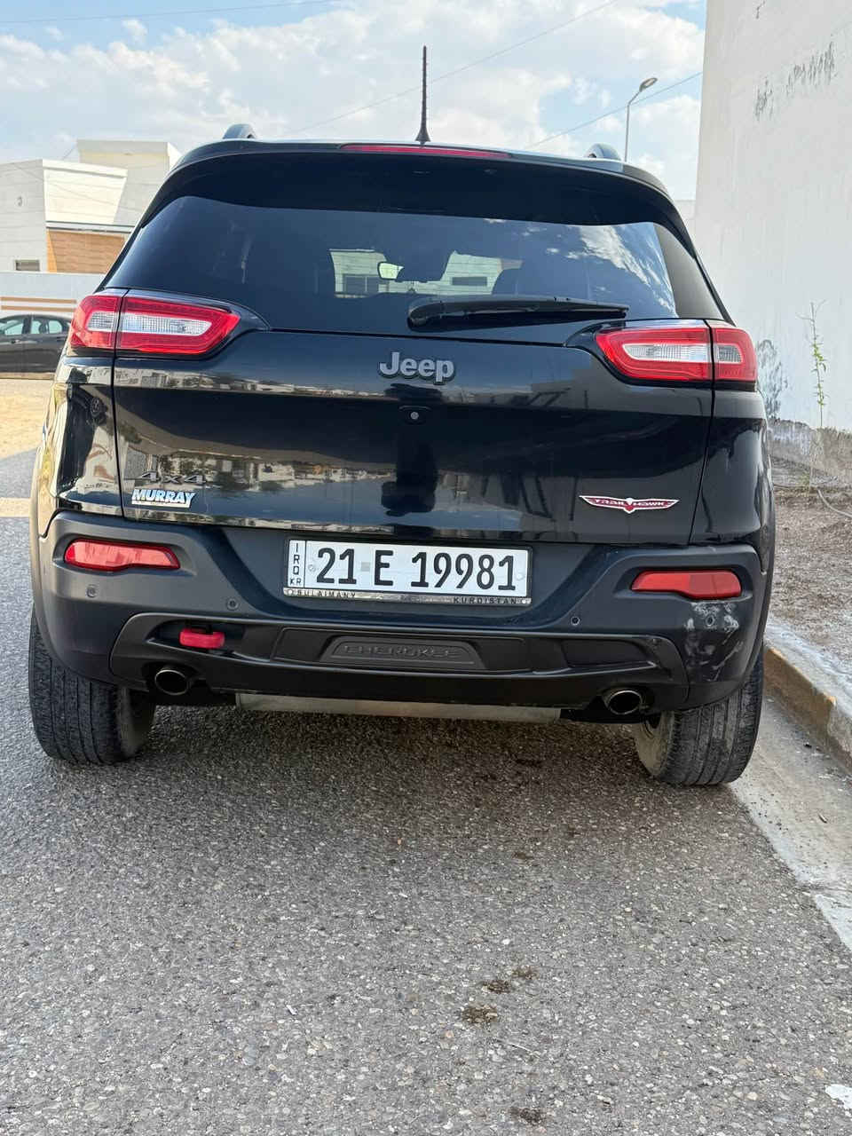 السلام عليكم 
جيب شيروكي كمباس مديل 17 محرك6 سياره جاهزه كير ومحرك بحاله ممتازه سياره نضيفه وجاهزه ضرر جاملغ وبنيد بدون دواخل رقم شمالي بيع او مراوس 
رقم الهاتف*********** الفلوجة, الأنبار
