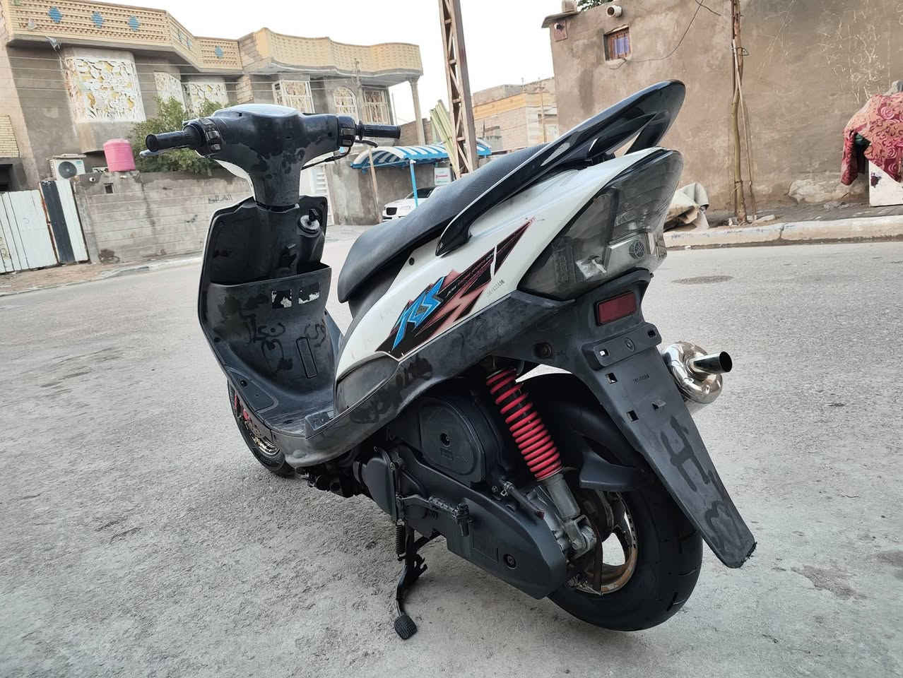 ماكس عدله ياباني جديده ما مفتوحه ضمان سنه اذا مفتوحه جيب مصلح وفحص سلف هندر شاير  لايت عالي ناصي سكنات كهربائيات كلها شغاله اي نقص ماكو بوشه49بلاد مامفتوحه شلعه ومشي ونعومه كفراتها بلاد امختمات نفس الختم كزوز صجمه سن ستيل ويكلب نجمه +تخم تاير جلاتين اصلي سعر 800 وبيها مجال حق الجيه فقط الاستفسار *********** أو متواجد وتساب مكاني بصره حي شرطه قرب المعارض مال سيارات جديده مقابيل حيانيه
