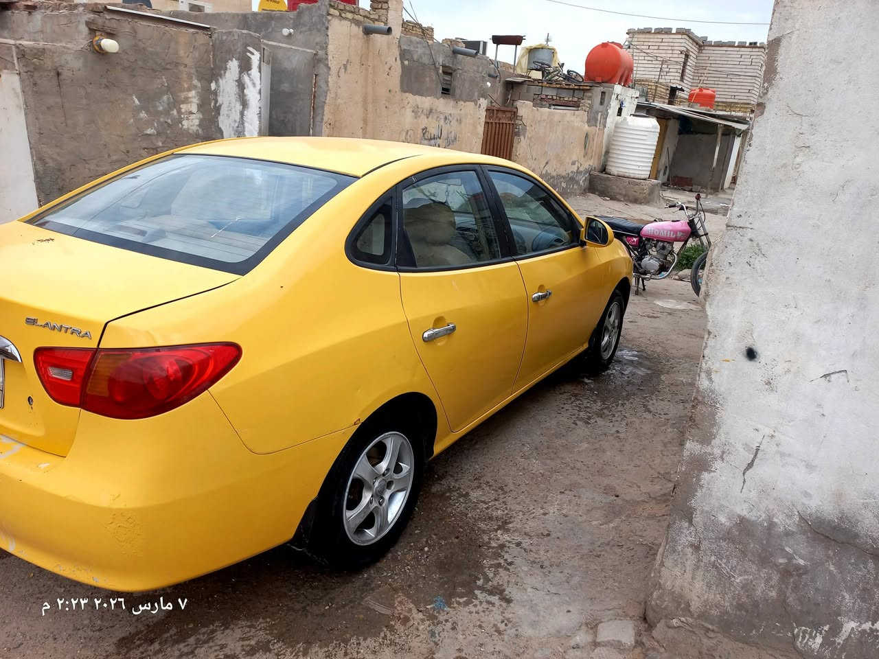 سلام عليكم النتراء موديل ١١ خليجي رقم ذي قار مكينه ١٦٠٠ دكشن عالي  سياره مكفوله من الضربه تخم تاير حداديه سياره عليهه ادامه كامله مكينه لاتنقيص ولاتبخير كير جديد ناقصهه بس غار سياره بلعماره وشرعيهه هم بلعماره لسعر ٩٨ وبيهه مجال ***********
