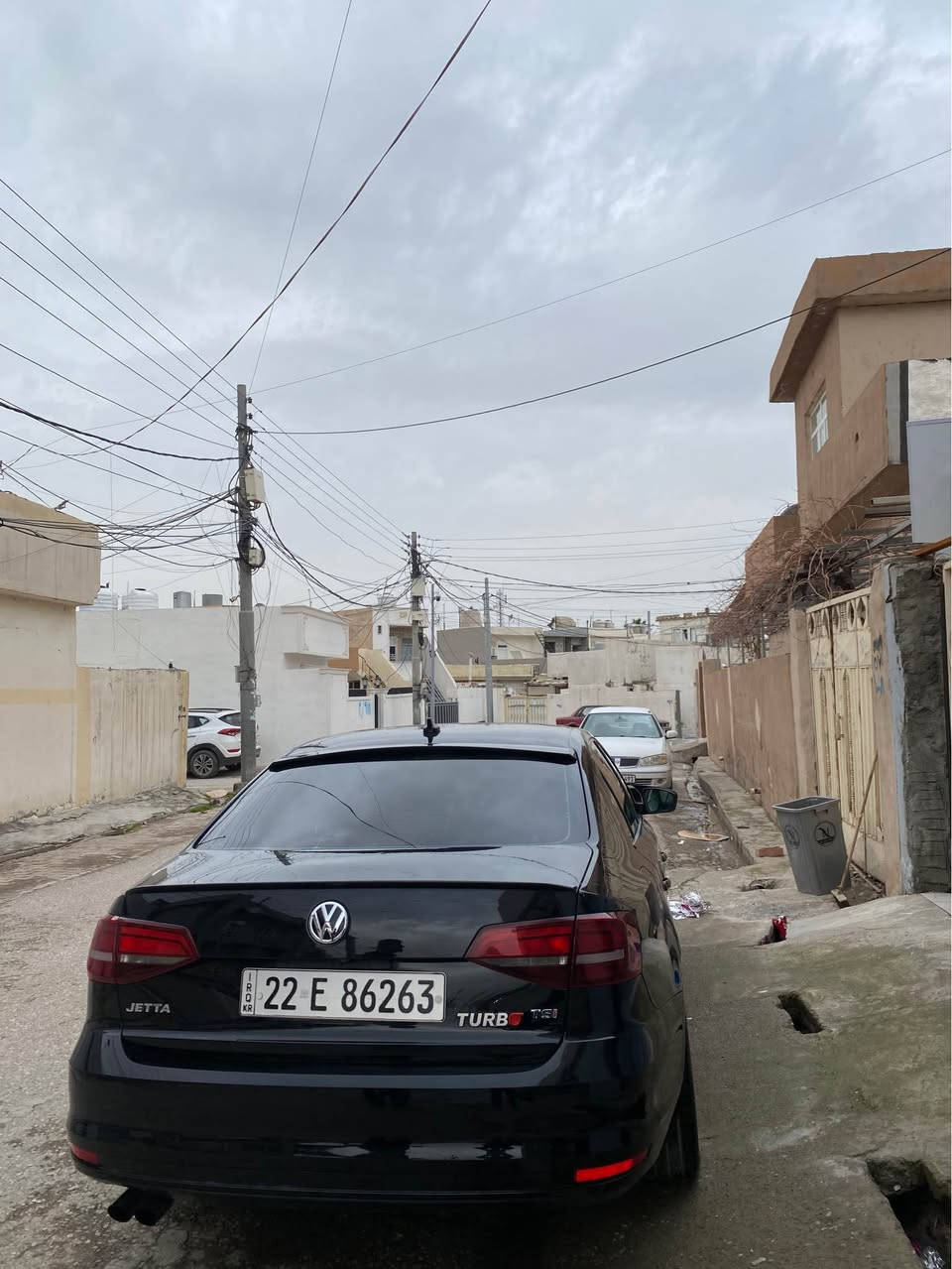 جيتا 2016
مواصفات s
گير مه كينه به شه رت 
هه زه سه نه وي تازه يه 
مه كينه 18توربو 
سعري 107وه ره قه و مه جاله كي كه م 
ناونيشان ؛هه ولير
***********
*********** Singapore
