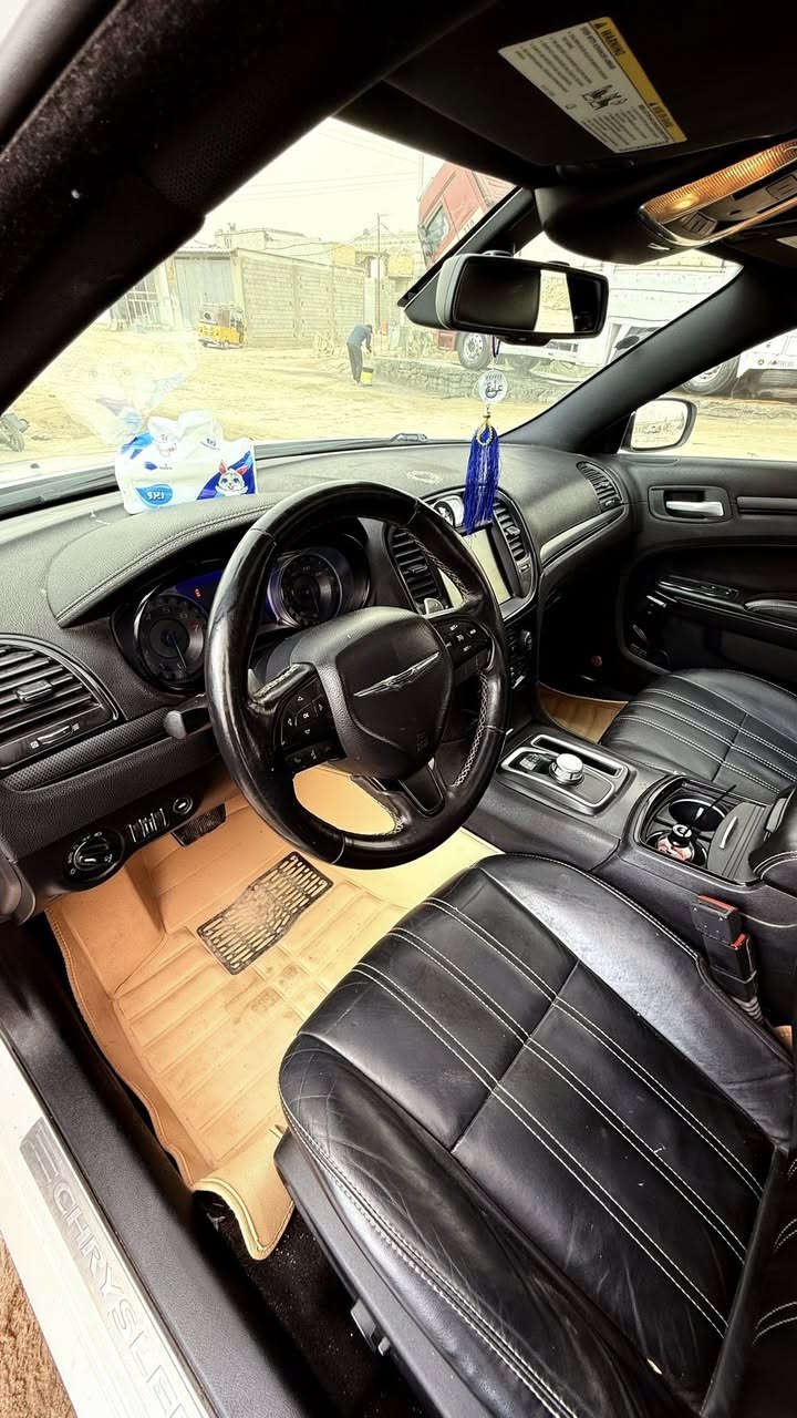 سلام عليكم          ًًًًًًًًًًاباما مديل 2015 اصل اصل
صور الحادث موجود السونار بل منشور.      ضمن السونار.  صار بيهه جاملغ صفحت السايق.  

سياره فول فول 

المواصفات 

بصمة تشغيل 

بانوراما 

تشغيل عن بعد 

كشنات امامية تدفئة وتبريد 

كشنات خلفية تدفئة

تحكمات ستيرن 

مرايا جانبية هيتر 

مرايا قلاب 

تبريد قطعتين 

كشنات خزن 

ستيرن كهرباء 

والباقي المواصفات فئة ال Cالمعروفة 

رقم بغداد بسمي سياره تحويل ثاني يوم.  تريد بغداد تريد بل بصره اني حاضر وخادم 

عنوان سياره البصره قضاء القرنه 

***********.
