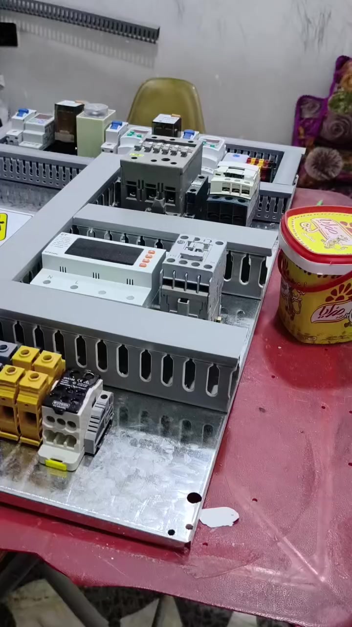 #كهرباء #بوردات_ats #بوردات_منازل #اكسبلور #لايك #متابعه


**إذا كنت صاحب هذا الإعلان وتريد حذفه لأي سبب، رجاءا أرسل رسالة إلى الدعم الفني**