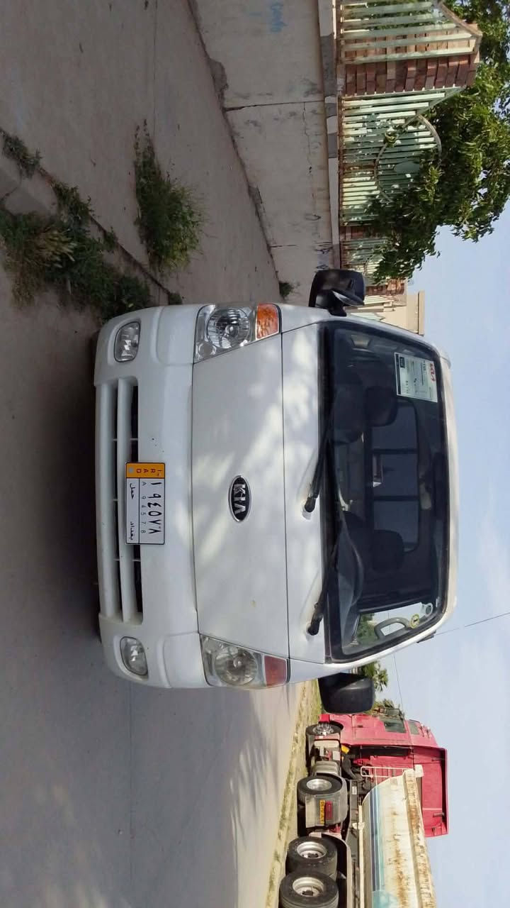 کیا 3000مەکینە ڕەشی انجیکتەر
مۆدێلی 2010
گێڕومەکینەواکسل به شەرت
6تایەی لۆک
کۆدی بۆ دەکرێت
تەبرید ساردوگەرم 
بێخایس  یەک بڕاوە
بریک بەستراوە
کارەبای گشتی کاردەکات
نرخی 70گڵاو کەمێ مەجال
***********
***********
