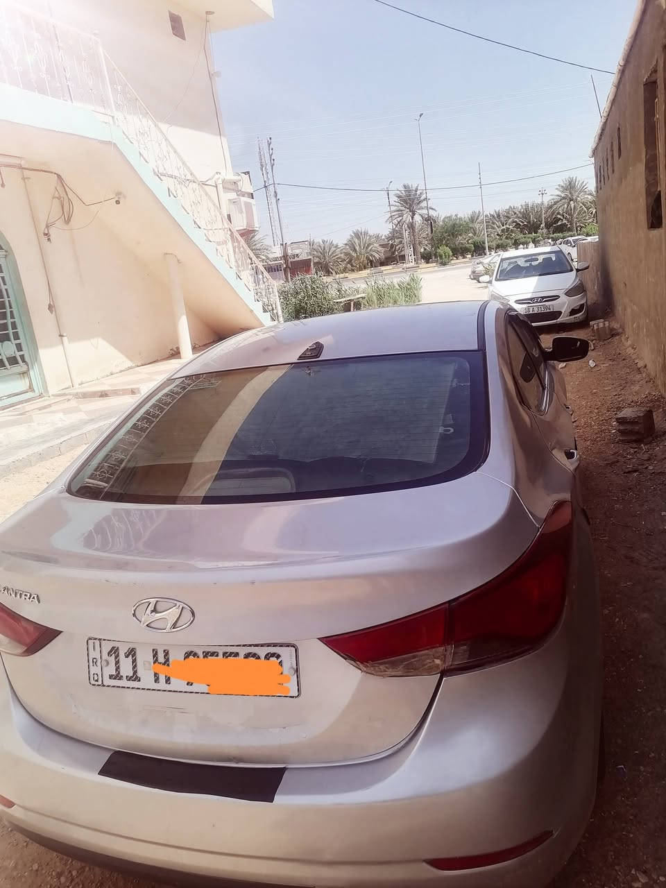 النترا
مديل 2016
محرك 200 دوش
ضربته امريكيه جاملغ خلفي اوباب  اوبالعراق جاملغ امامي جهة سائق والباقي ليبل واحد
فول مواصفات 1/1 
بصمه 
تحكم ستيرين 
اشاير مري 
بانوراما 
تدفئة وتبريد كشن  
شاشه 
كامره
حداديه وصدر جديده
باتري جديد 
تخم تايرات سياره جاهزه لل اخير 
مكان سياره بابل القاسم 
السعر 110وقابل للتفاوض 
*********** اتصال +واتس فقط
مع تحياتي للجميع 🤍
