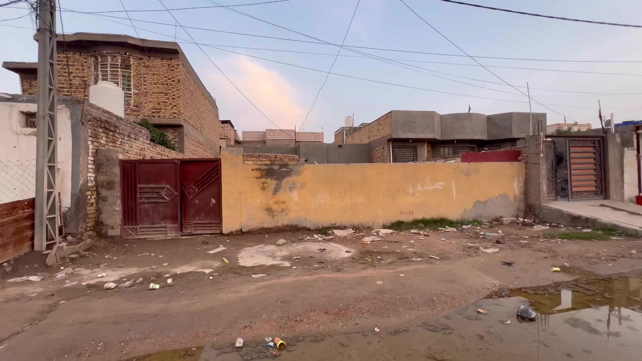 سلام عليكم متاح دار للبيع 387متر طابو صرف بيت حر ثاني يوم مداور شارع 25 قرب الشقق السكنيه مقابيل عدادية الرياده (***********)
واتساب
للاتصال (***********)
