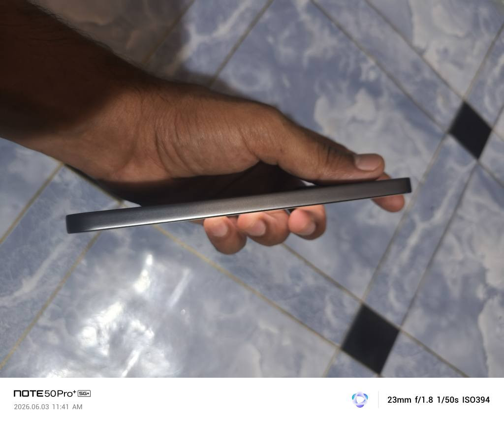 انفنكس جيتي 30برو. 
شاشه اموليد بتردد 144 هيرتز 
معالج ديمنستي 8350 التميت 5g 
يدعم (١٢٠فريم) ببجي وبقية الالعاب 
شفتات خاصه لألعاب مع لدات خلفيه تفاعلية (RGB)
كاميرات خلفيه أساسية بدقة 108 ميكا 
بطاريه 5500 ملي امبير مع شاحن 45 واط 
يدعم الشحن اللاسلكي بسرعة 30 واط
مقاوم للماء والغبار بمعيار ip6
رقمي ***********السعر , 385الف بيع فقط كامل ملحقات الأصلية مكاني سماوه قضاء الرميثه ما عندي توصيل 🌺 السماوا, المثنى
