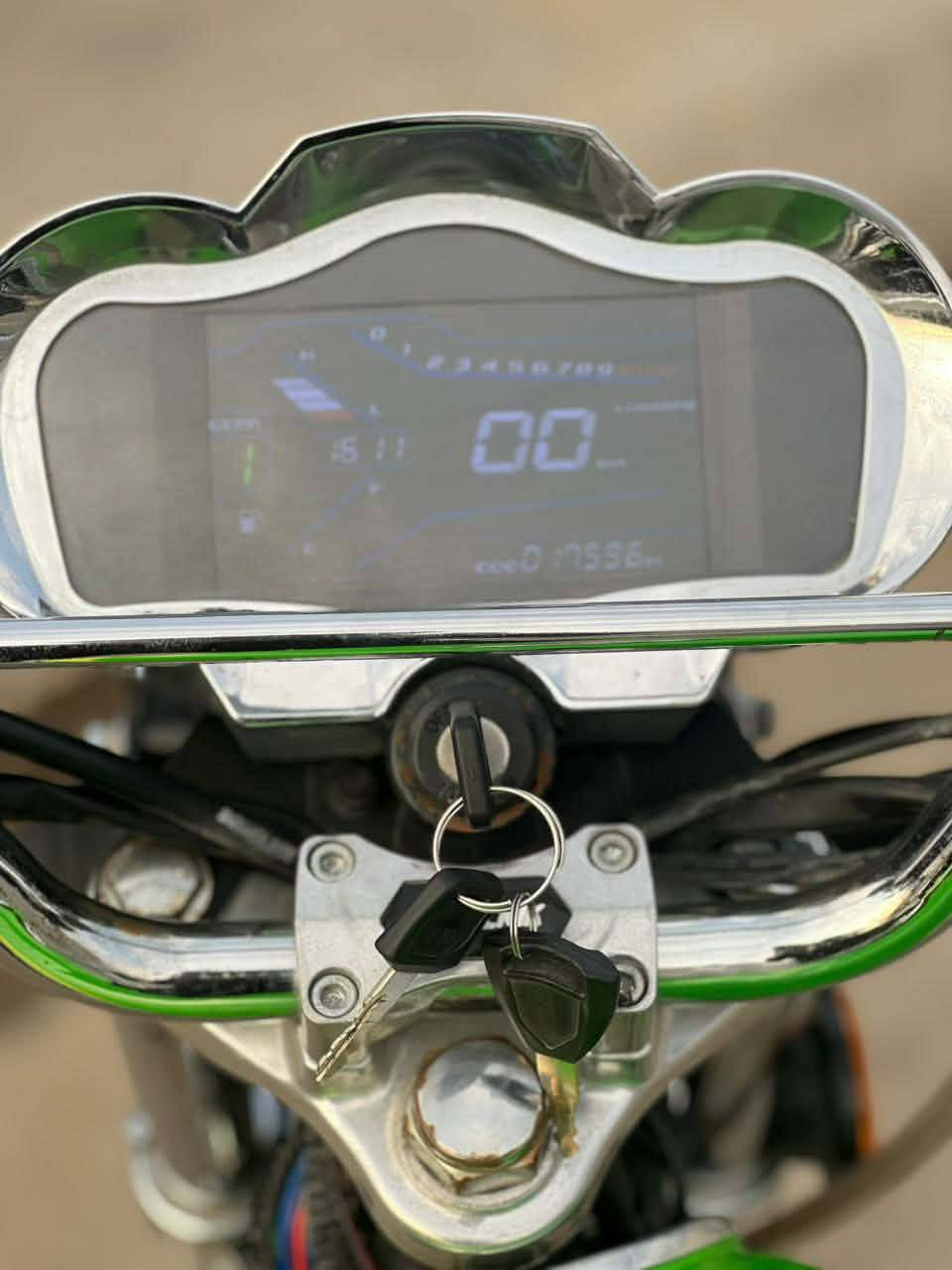 سلام عليكم دراجه للبيع مديل 25 السعر 625 وبيها مجال للطيبين الرقم،ـ***********
