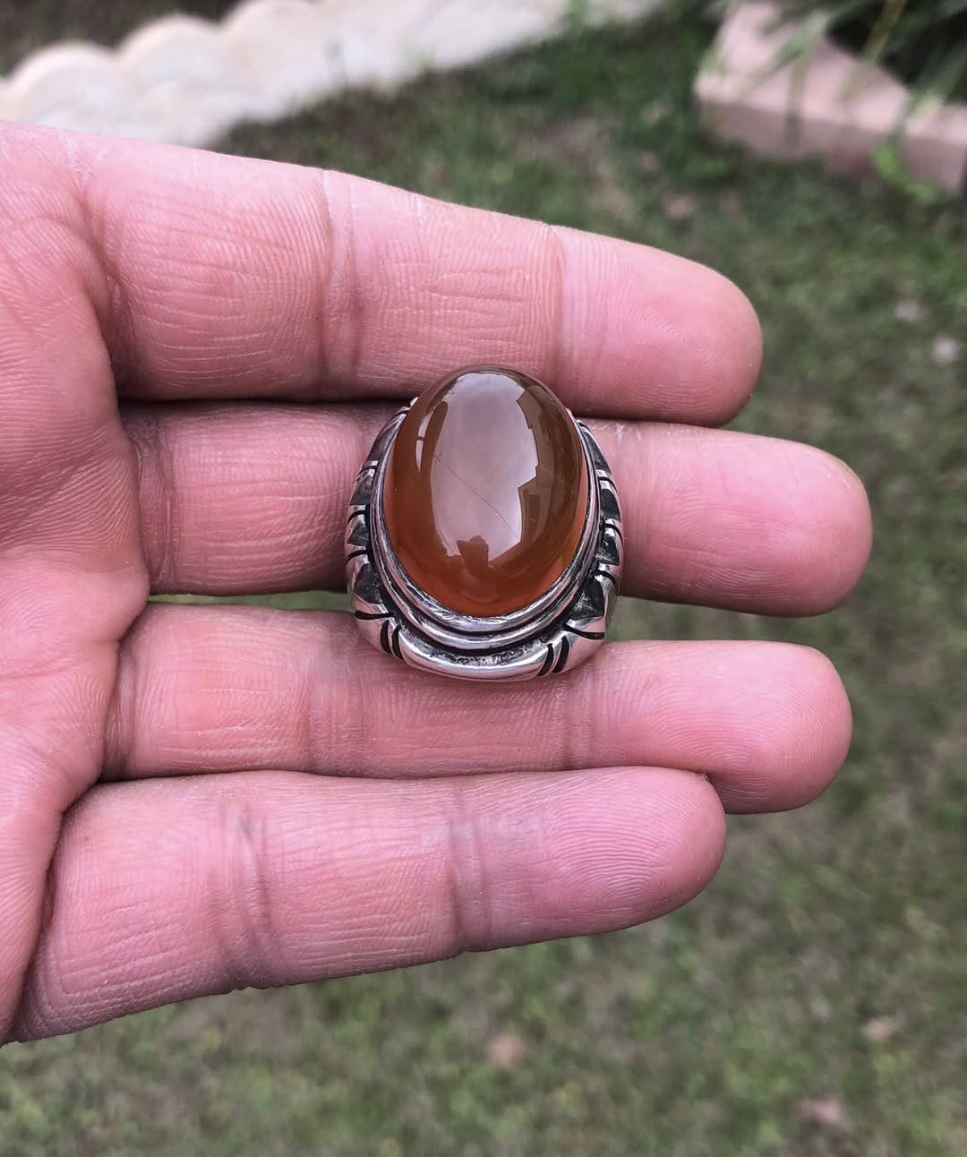 يا الله خاتم بحجر عقيق يماني مشمشي بصياغة يدوية ثكيلة جداً قياس 25/26 للبيع فقط يوجد توصيل


**إذا كنت صاحب هذا الإعلان وتريد حذفه لأي سبب، رجاءا أرسل رسالة إلى الدعم الفني**