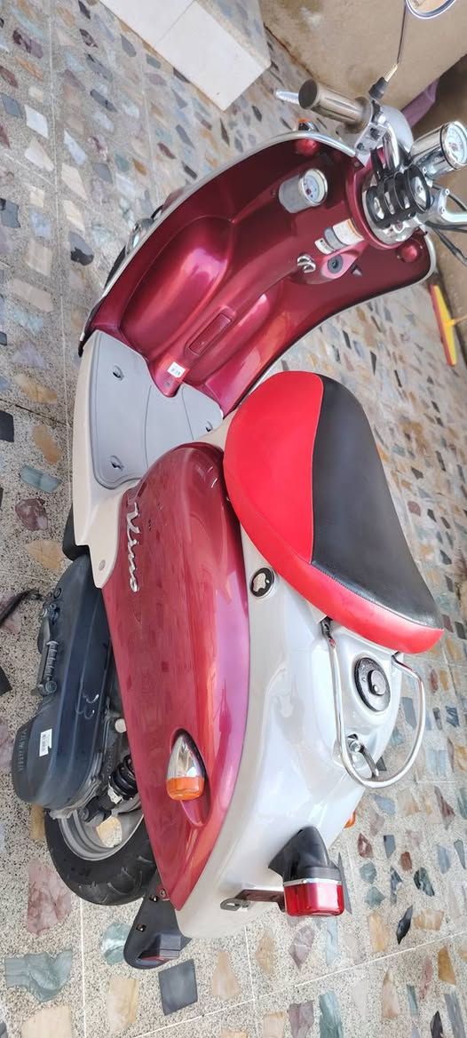 دراجه عبد الحليم جديده
ما مفتوحه محرك كابريتا بشرط بدون فتح يعني وضع شركه ماكو شيء تجاري بيها اصلي للبيع طالب عليها قفل 750
اللي يحب يتصل ***********
