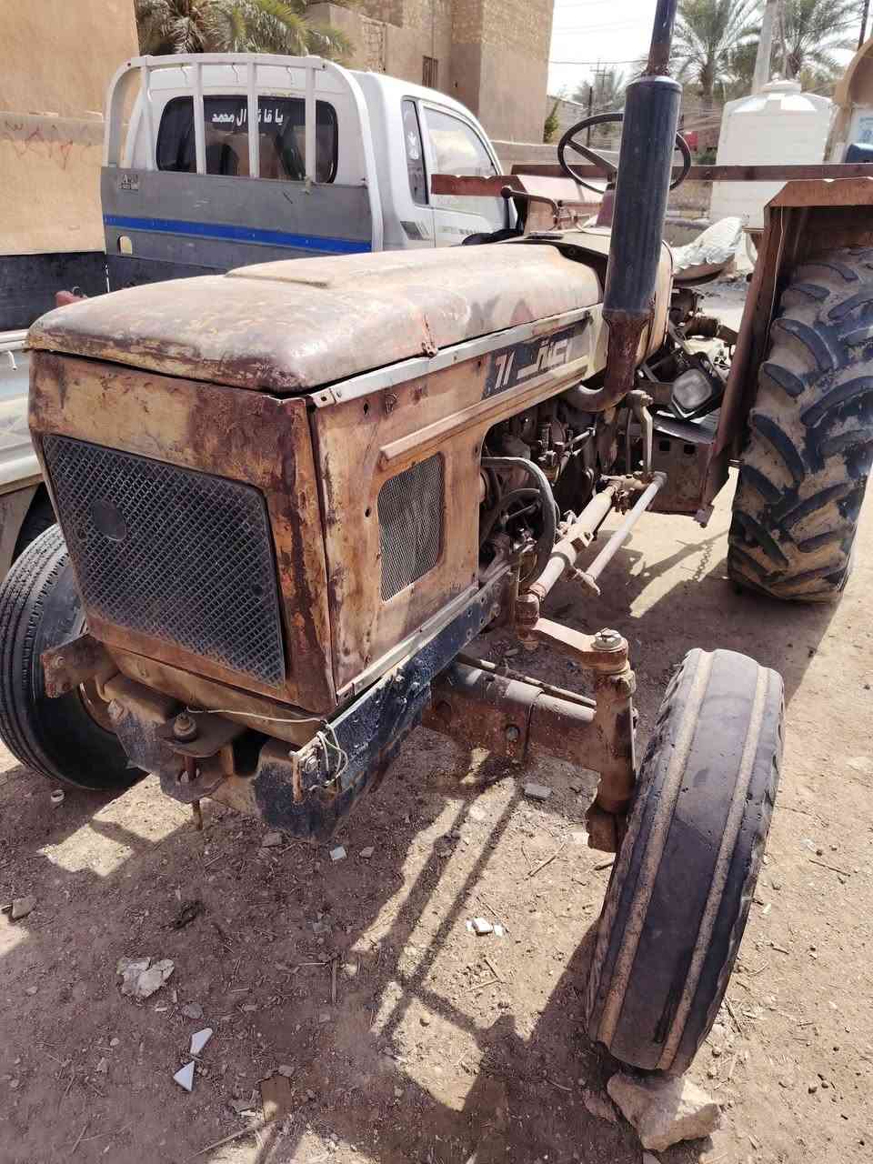 للبيع سعر ٣ملاين ونص وبيها مجال حك جيه ***********
