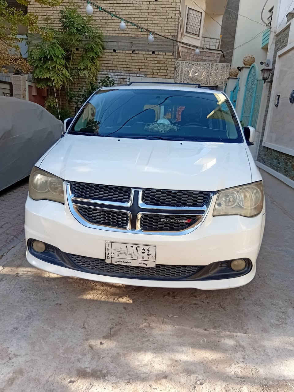 دوج كرفان مودي٢٠١٣
.٣. قطع تبريد شغال مع التدفئه
محرك ٣٦٠٠
مانع انزلاق
نضام ايكو اقتصادي
كشنات مخمل
ارضيه مغلفه 
شاشه اندرويد
صدر امامي خلفي ممتاز
.٥. ويل كب حجم ١٦
دواسة البريك متحركه كهرباء
كشن السائق كهرباء
كامره خلفيه
ماشيه.١٣٠ ميل قابله للزياده 
السياره رقم بغداد 
مشروع وطني باسمي
السنويه لغاية.٢٨
السعر ١٤٥ ورقه وبيه مجال للشراي
اذا اكو احدث للمراوس ان تكون موديل ٢٠٢٠ فما فوق
هاتف *********** ابو نور
يوجد واتساب
