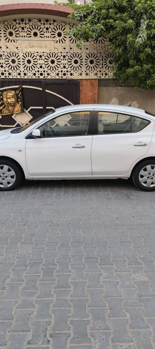 السلام عليكم البيع سني هندي موديل ٢١ ماشيه ٥٢ ألف السيارة على وضع الشركة رقم بغداد (بسمي) مكفولة من صبغ وكير ومحرك وتبريد مكاني بغداد الحرية ***********

