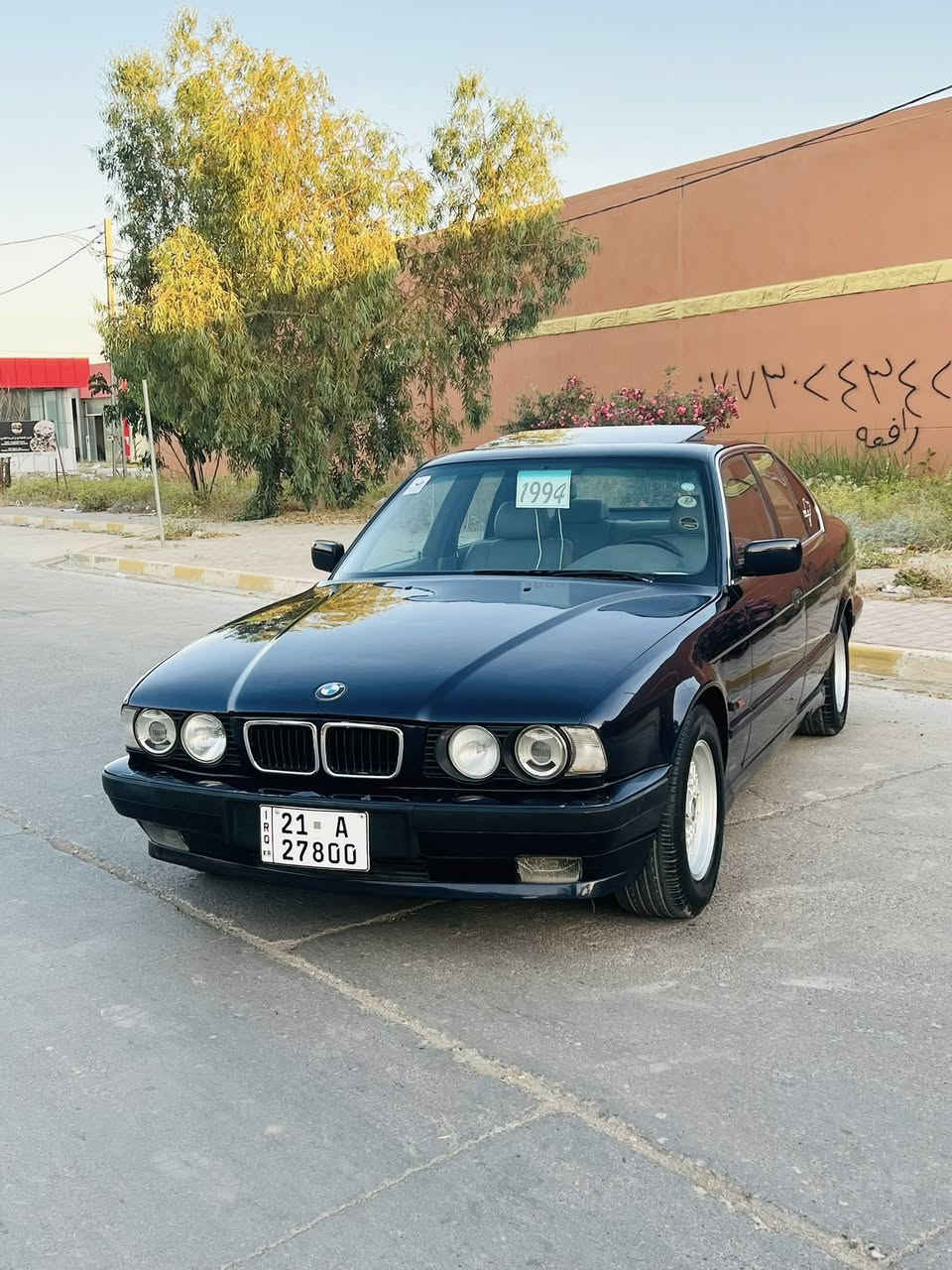 للبيع بي ام موديل 1994  بدون ضربه سقف سلايت طكتين يشتغل كشنات جلد كير اتوماتيك بلادي أربع تاير ويل جديد مشدود رقم جديد سنويته جديد رقم مميز حلوه الماني كهربائية شغل كامل حجم سياره 520 اصل بليته سياره مالجني تبريده بي نقص مكاني كركوك سعره سياره 60 ورقه بيع سريع ***********
