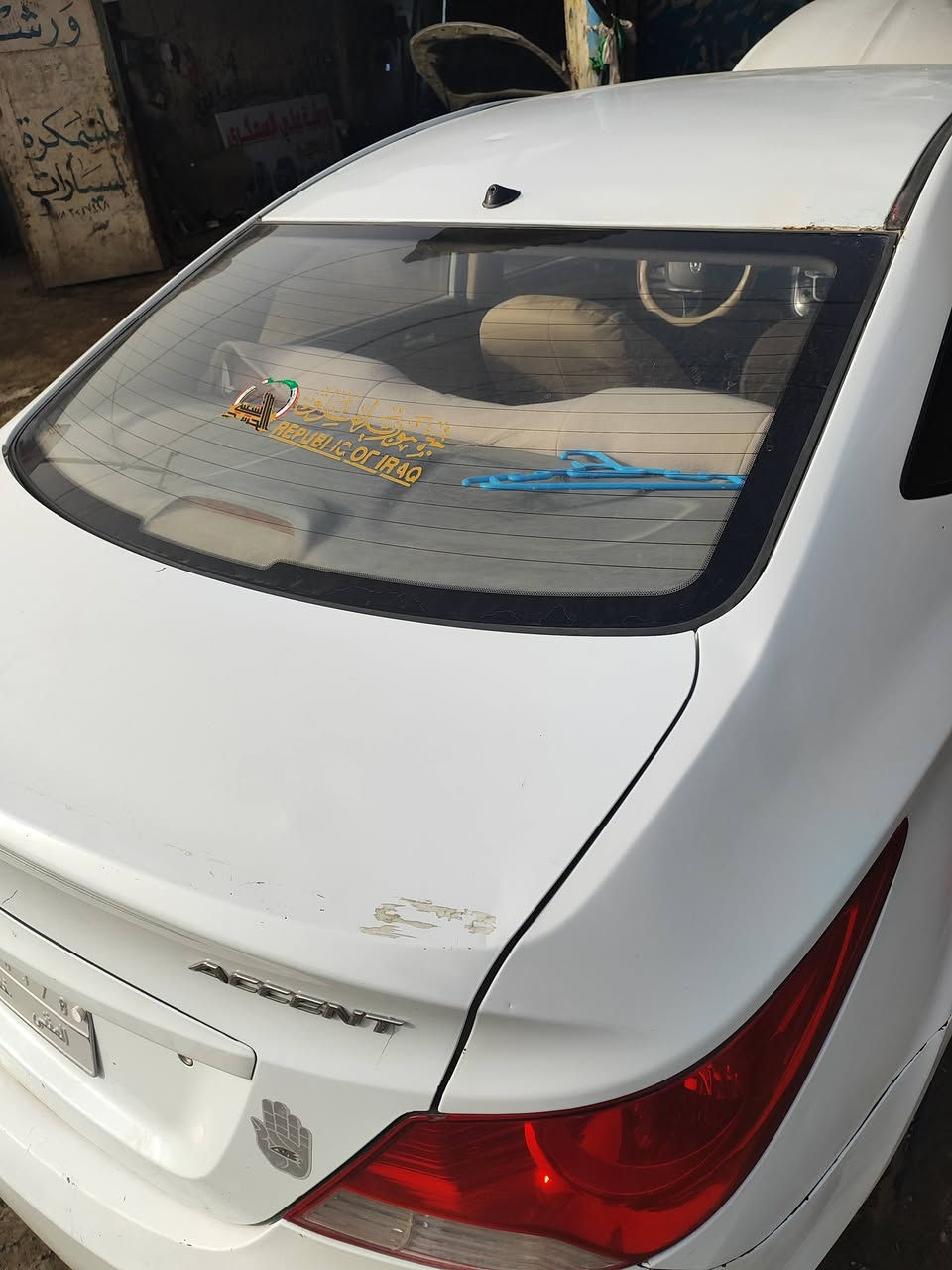 سيارة اكسنت موديل 13
محركها 1600 قطرتين
رقم مثنى
سنويه ماساقطه 
متجايه 
قمارتها مامصلحه من الامام بصوره صحيحه وموأشره بالصوره 
سياره ناعمه ونظيفه السعر 67 وبيها مجال
الشراي يتصل ***********
مكانها الديوانيه
