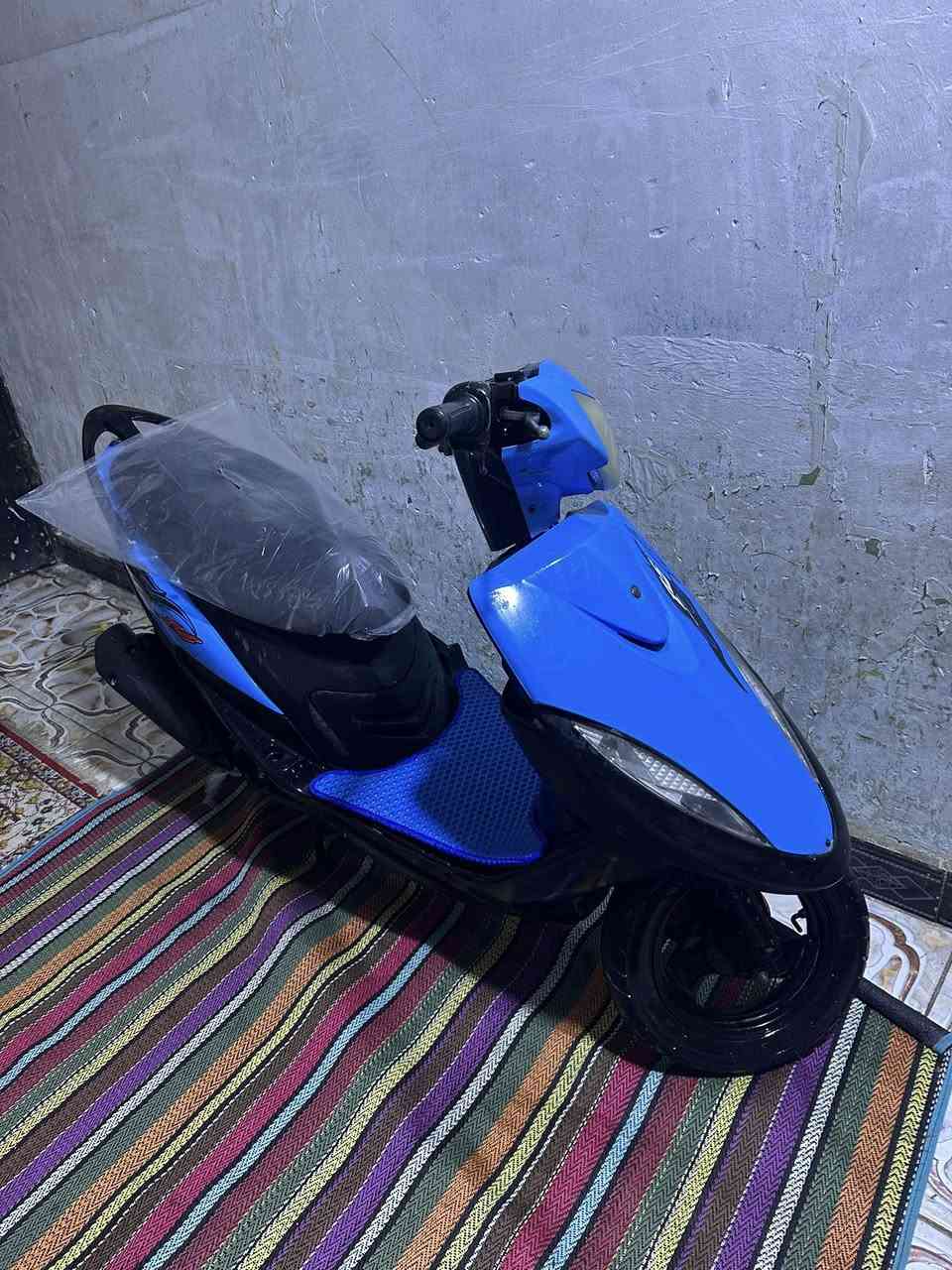 ماكس عدله دراجه رمبه كلها بلاديه ختم واحد بس كفر تجاري ناعمه ماتتسمع مفتوحه بس ربل ولف افحص وين ماتريد جيب وياك ١٠ فيتريه كهربائيات كلها شغاله سلف اشاير سكنات لايت زنون عالي ناصي بك لايت دراجه مرتبه سعره ٦٢٥ مجال بسيط مكاني كزيزه 
رقمي ***********
