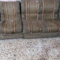 كنب • صالون • غرفة جلوس