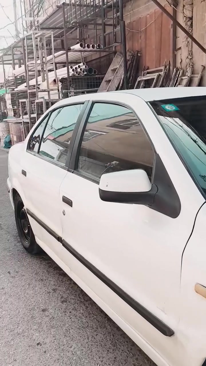 السلام عليكم سمند خصوصي رقم كربلاء انكليزي مصفره غرامات سياره حلوه وماناقصهه أي شي فقط تبريد عوزها سياره مكينه وعينه وصينيه ايساكو جديد صار شهر من شادهن بلكات نوزلات جدد سياره بالخير ع الياخذها السعر 35 وبيها مجال حگ الجيه 
***********
