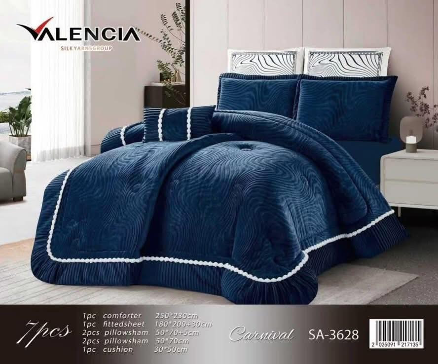 لحاف نفرين فرو قديفه (7) قطع قياس كنك سايز خامه تحفه ماركه فالنسيا ثقيل جدا جدا جدا مع جرجف قديفه لاستيك مع 2 وجه مخده ساده مع 2 وجه مخده دجتال مع كوشه 

شغل كسرات فرو ارنب تكسير خامه جدا جدا تحفه وناعمه 

قياس تللحاف 250*230 قياس كنك سايز 
قياس الجرجف 180*200+30 لاستيك ارتفاع من 4 جهات 
قياس 2 وجه مخده قديفه ساده فرو 50*70+5 سم دانتيل 
قياس 2 وجه مخده دجتال 50*70  مشجر 
قياس وجه كوشه 30*50

المجموع (7) قطع السعر فقط (53) الف ✅
توصيل داخل الحله 3


**إذا كنت صاحب هذا الإعلان وتريد حذفه لأي سبب، رجاءا أرسل رسالة إلى الدعم الفني**