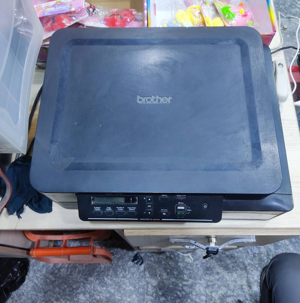 طابعه برذر T310  شغاله ما بيها اي عطل ولا مصلحه 
مكاني حي الوحدة الإسلامية 
*********** عمارة, ميسان
