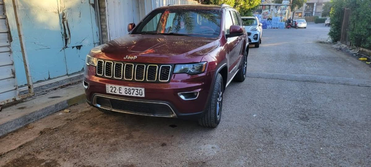 السلام عليكم
جيب (لاريدو )
موديل : 2021
المواصفات 
بصمه 
كشنات كهرباء 
شاشة 
كاميرا 
رادارات 
نقط عمياء
تحكم ستيرن جهتين 
كروز سرعة 
نظام سبورت 
نظام ايكو 
نظام اطفاء 
نظام توقف عند الاقتراب 
حساسات خلفية 
لايت زنون منظومه 
قطعتين تبريد
للأستفسار 
***********
***********
