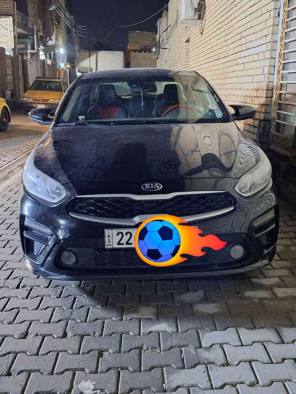 السلام عليكم سياره البيع كيا فورتي  وارد امريكي موديل 19 لون اسود كير مكيني وتبريد وحداديه تخم تايرات كهربايات كله كامله وكفاله سياره نص فول رقم سياره اربيل وبسمي تحويل ثاني يوم وكاله ما انطي  السعر 120وبيه مجال ***********
مكان سياره بغداد
