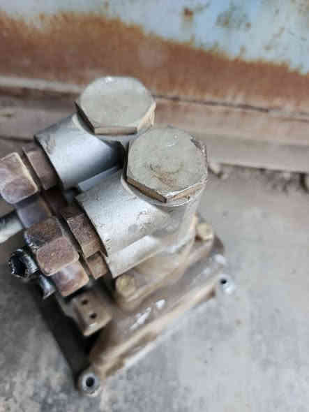 غراض مان بوز ٨٢ اصلي مستعمل نضيف عنوان بغداد جرف نداف محل قيصر تصال ***********
