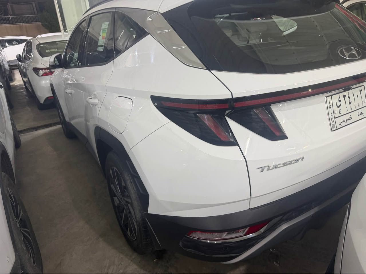 توسان 24 مكفوله كفاله عامه رقم بغداد 
السياره فول قماره حديد داخل ابيض ام الضمان ومن الزيرو لحد هسه صيانته بلشركه بيع او مراوس حسب الرغبه ماشيه43 سياره كلش نظيفه السعر 200 مكاني بغداد ***********
وسام بغداد, العراق
