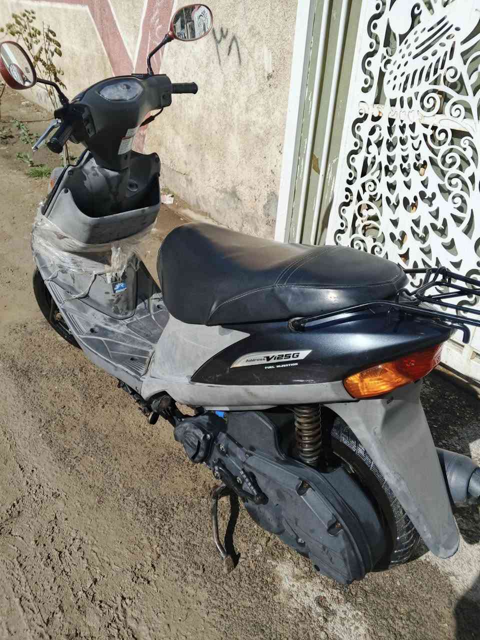 للبيع ادرس موديل الحديث كلها شغاله *********** مكاني بغداد منطقه الصلاح شارع الجزيره بعد صيطره الشعب
