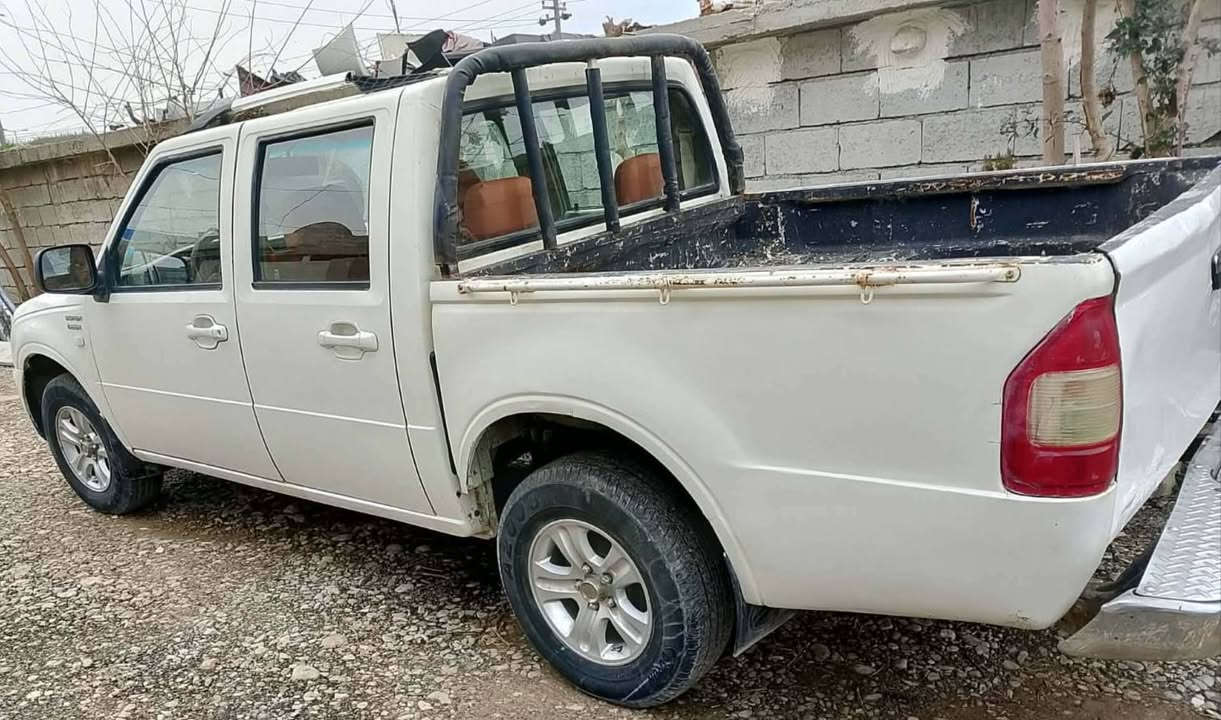 🌹بەناوی خوای گەورە🌹
ماشاءاللە ماشاءاللە 
شتی نمونەو لۆک تایبەت ئەبێت ئاوابێت
سۆپەر دێر مۆدیل 2007
 مەکینە بەخە و تەبریدە
ئاڕمی پلاستیکی هەولێر 
ئاڕمەکەی هەتا 2025 تازەکراوەتەوە
بەشەرتی سەیتەرە مەفرەزە دەیرەی مرور

دەعو لێدراو ساردەکوتی نییە 
یەک دوو پەڵەی بچوک بۆیاخی هەیە 
ناوی لۆک لۆکە ناوو هەیکەلی نمونەیە
دەعامی بۆ دەعامی بەشەرت
گێڕو مەکینەو ئاڕم و ئەوەلیات بەشەرت...
شوێن... هەڵەبجەی تازە
نرخ... 46 گەڵاو معامەلەیەکی کەم
ژ.م...***********
*********** السليمانية, العراق
