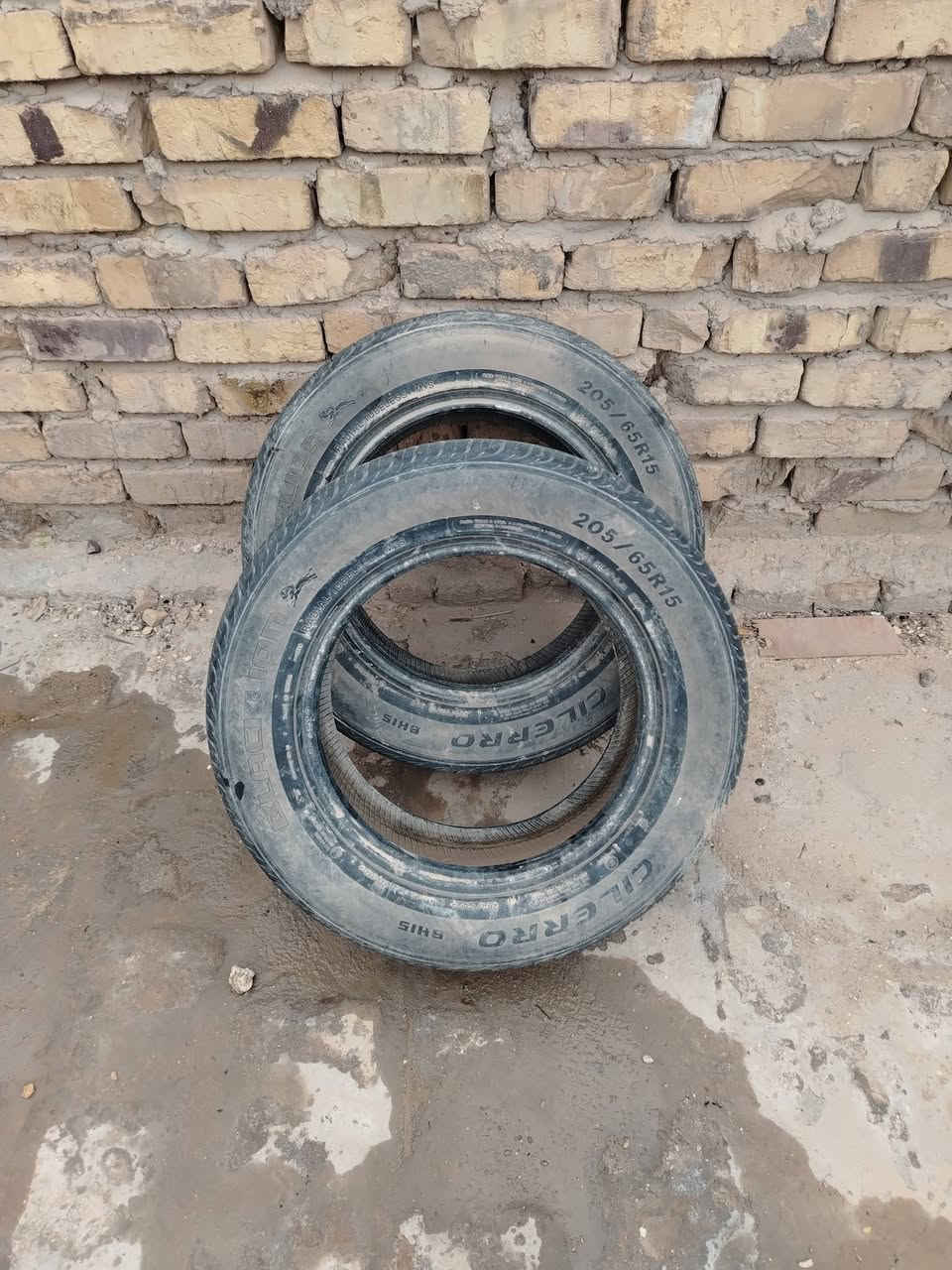 تخم تاير ويلاتهن ياباني اصلي قياسهن
205/65R15
قيم واخذهن
الاتصال على الرقم ***********
