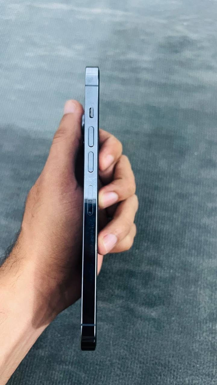 iPhone 13 Pro Max
نسخة الشرق الأوسط

ذاكرة 256GB

نظيف جداً وما مبدل بي أي قطعة

غير مفتوح نهائياً

بطارية 72%

خط واحد (شريحة SIM واحدة)

ملحقاته كاملة: الكارتون + شاحنة أصلية

مكاني كربلاء 

 واتساب ***********

السعر: 700 الف
