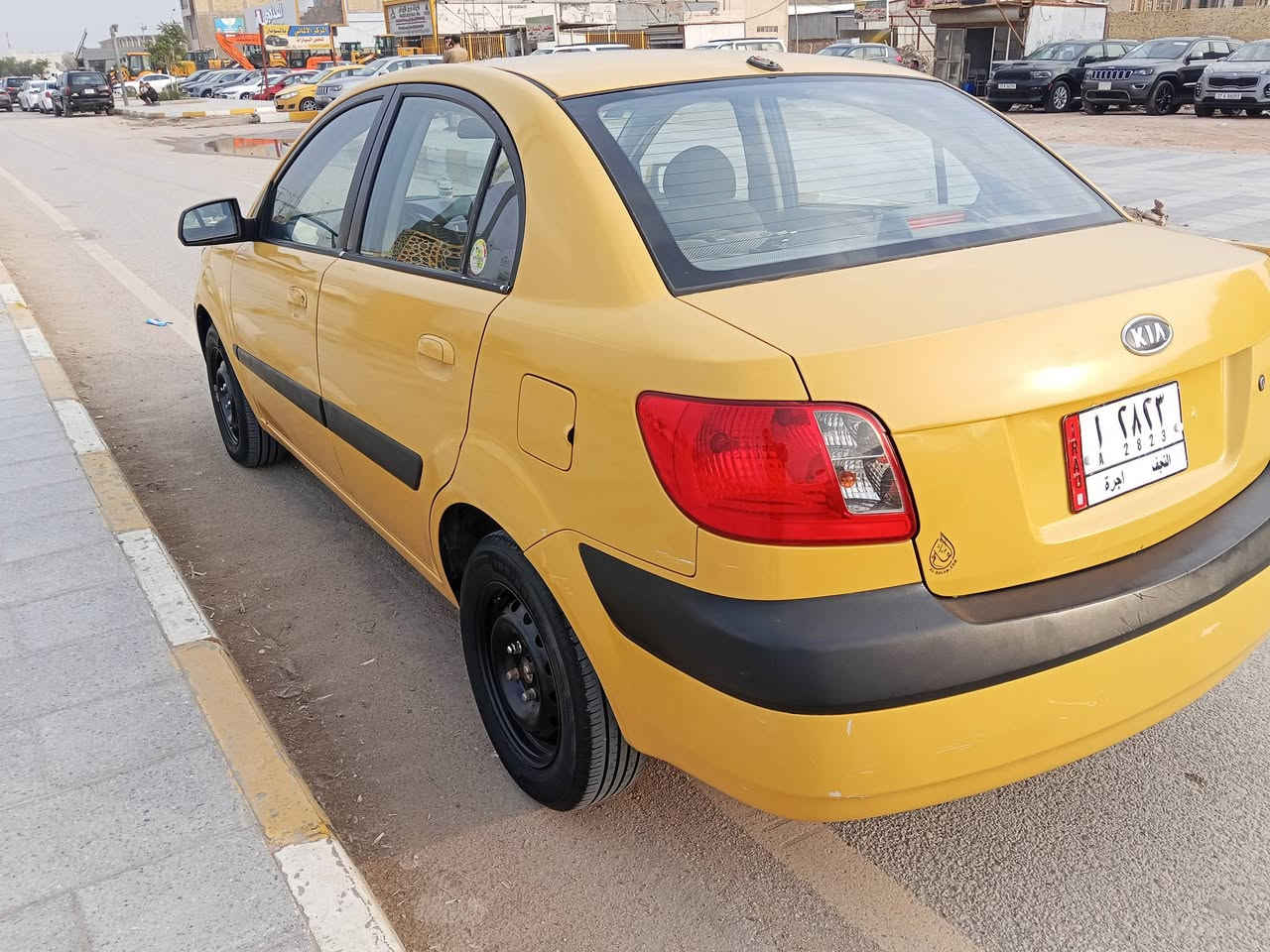 السلام عليكم للبيع كيا ريو 2009 امريكي سيارة مكفوله ما عد البنيد مبدل من أمريكا بدون دواخل سيارة جاهز شواصي مكفوله ما بيهن خياس للتواصل على الرقم ***********
