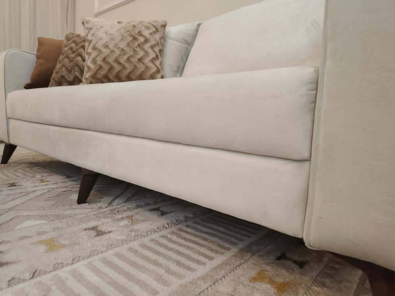 طخم وبردات وطبله وسطيه يعني استقبال كامل للبيع كلهن تفصال مو جاهزات وجدد دزاين وقياسات تركيه الطخم قنفتين كبار وكرسيين يعني ٨مقعد بس كبير ٩٠٠وبي مجال
حي المعلمين الجديد شارع البطاقه الوطنيه سابقا


**إذا كنت صاحب هذا الإعلان وتريد حذفه لأي سبب، رجاءا أرسل رسالة إلى الدعم الفني**