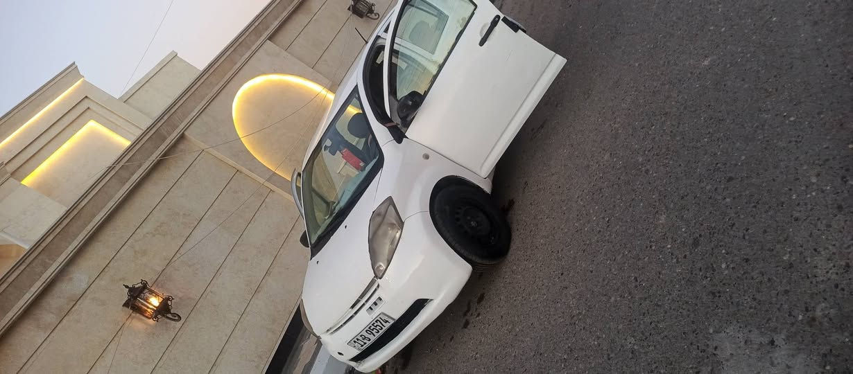 داهستوا رقم بغداد انكليزي باسمي كير ومحرك ياباني يارس جديد متوكف ابد ادامه كامله اربع جام كهرباء تخم تاير باتري جديد ب43وبيه مجال بسيط *********** بغداد, العراق
