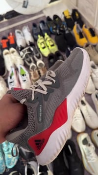 شلعة احذية بالة اصلي ماركات بسعر كلش مناسب  07881059944