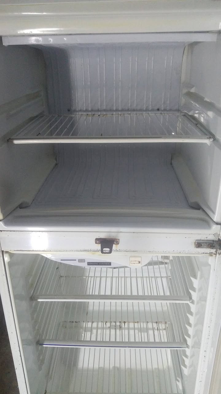 سلام عليكم عيني عندي ثلاجه للبيع 16 قدم كونكر نضيفه مبيه زنجار المكان حي اور السعر ١٦٠


**إذا كنت صاحب هذا الإعلان وتريد حذفه لأي سبب، رجاءا أرسل رسالة إلى الدعم الفني**