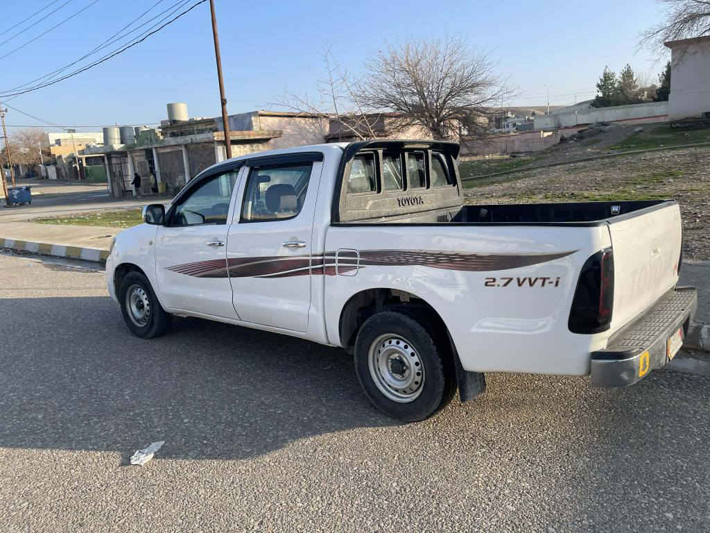 مرزيه 2010 بي ليدراو بي بوياغ مه كينه ي بيعه يبه بي مه سره ف سه نه وي تا 2029 تازه يه سعري 145 مه جاليكي كه م ده فتر به نزينشي هه يه ره قه م كه ركوكه.. ره قه م مو بايل ***********.. عينوان كركوك قرنجير كركوك, العراق
