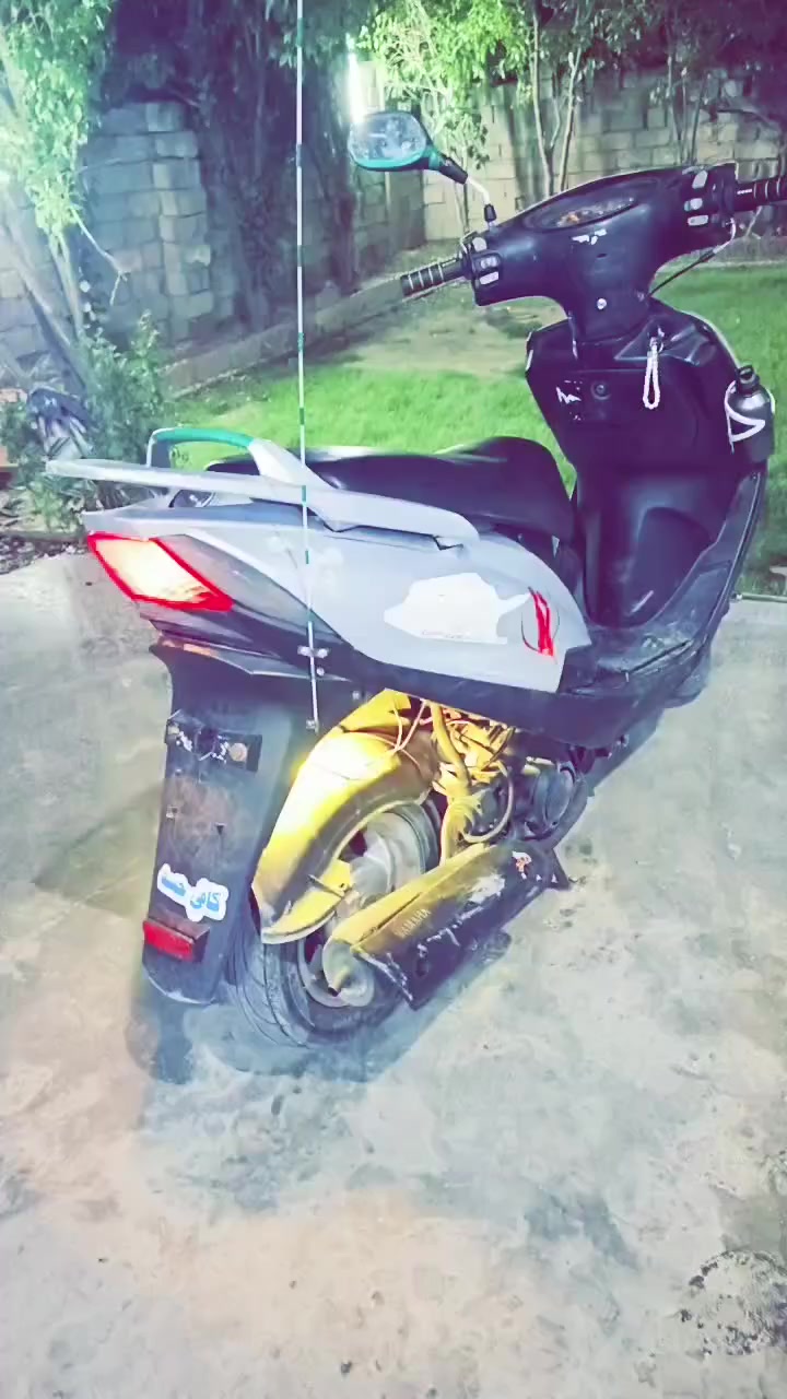 السلام عليكم
دراجه ماكس للبيع نضافه مثل مشوف كدامك 
محرك ممفتوح 
550 أو بيه مجال حك الجيه 

*********** 
متواجد بس ع خط
