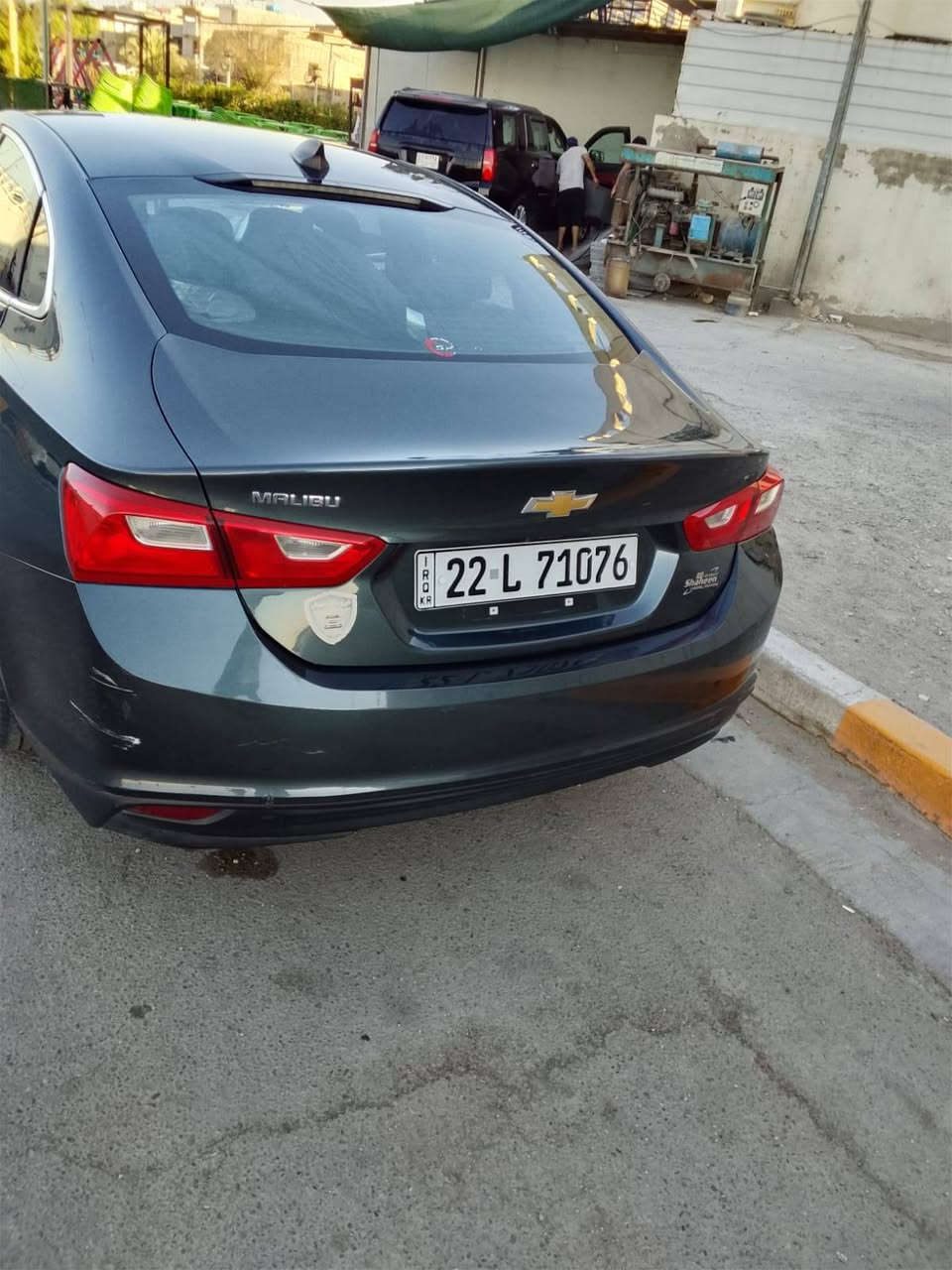 السلام عليكم
ماليبو 2021
محرك 2000
حادثهه جاملغ وبنيد 
ماشيه 90 الف 
رقم اربيل بأسمي تحويل وكاله
موصفات السياره 
شاشه 
بصمه
تحكم ستيرن جهتين 
ويل كب
حساسات امامي خلفي
كامره دواره رادار امامي
كشنات تدفئه تبريد
كراسي كهرباء
فول واحد على واحد
وبعد بيهه موصفات معروفه
السياره جاهزه كير مكينه تبريد كفاله صدر خلفي امامي جديد
السعر 105 وبي مجال حك الجيه
مكان السياره بغداد شارع فلسطين 
الاستفسار 
***********
غير متواجد علفيس
