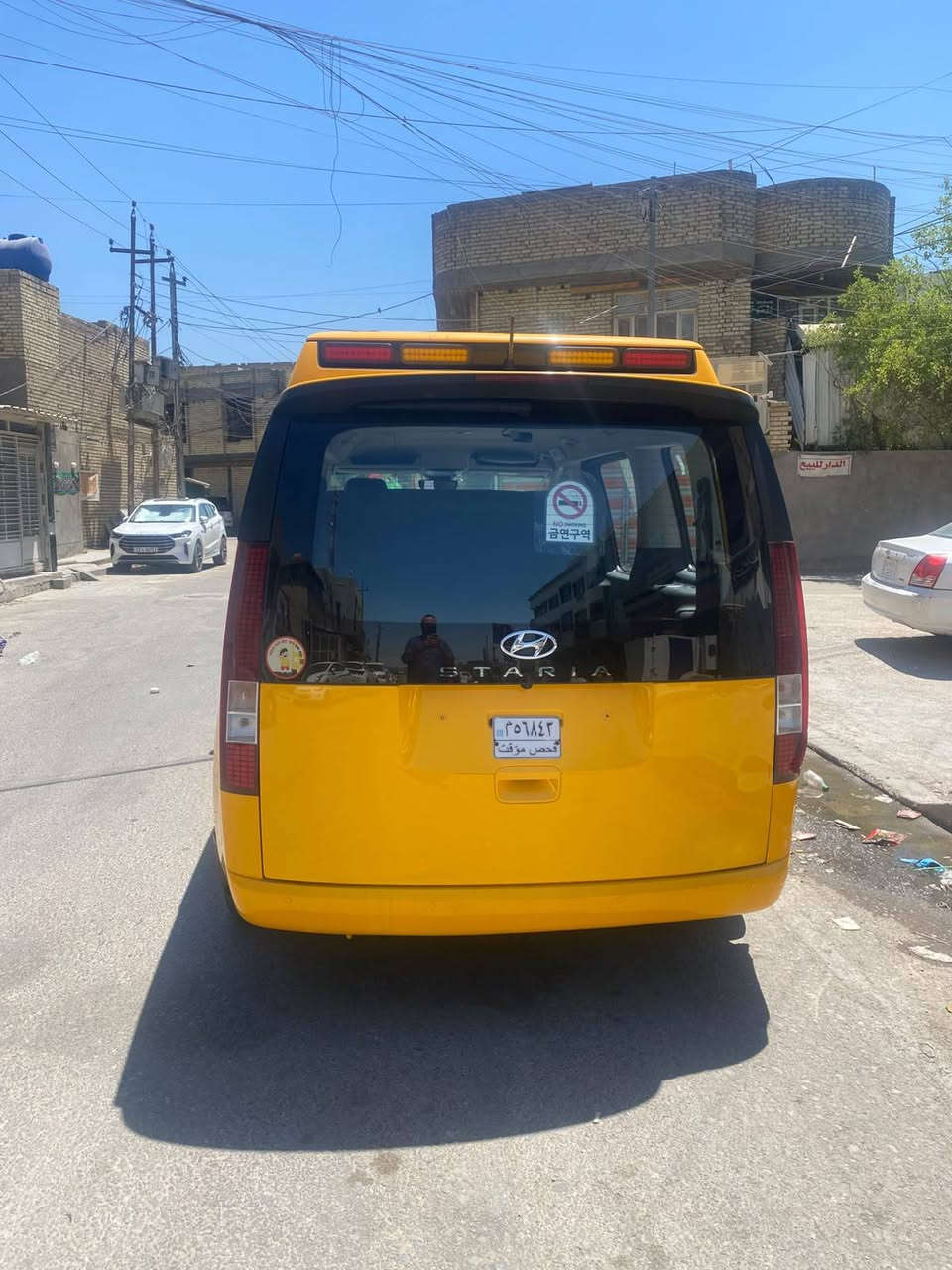 السياره فول مواصفات عده الفتحه والكشتات تحكم ستيرن تبريد امامي خلفي هيتر بالكشن وبالستيرن كير ٨ نمر محرك ٣٥٠٠ غاز تشغيل عن بعد بصمتين وبصمة ابواب السياره موديل ٢٠٢٣ بأسمي اني المستورد  رقم صاحب السياره ***********
