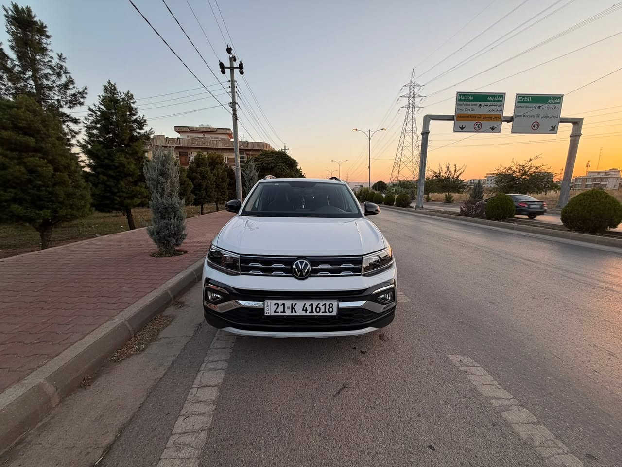 ڤۆلکسواگن تی کروس 
٢٠٢٤
٩هەزار ڕۆشتووە 
بئ بۆیاخ یەک پەلە پدیئاری هەیە
ئێرباگی نەتەقیوە هیچی 
تجمیع سین 
١.٥ تۆربۆ
فوول مواسفات 
پانۆراما 
لایت پێشوو دوا لید 
حاسە کامێرە 
شاشە گەورە 
کێچ دیجیتال بە٣شیواز ئەگۆردرئ
مۆد لێخورین ئۆتۆماتیک سپۆرت عادی 
کوشن جلدوو هیتەر 
ناولید بیلادی 
کارپلیەی ئۆتۆ ستار ستۆپ 
زۆرمواسەفاتی تر……..
ڕەقەم سلێمانی بەناوی خۆمەوەیە 
١٨٠$
***********واتسئاپ
