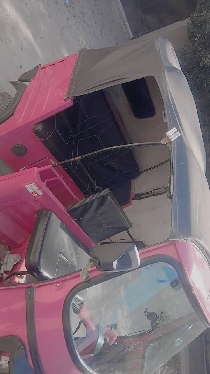 سلام عليكم تكتك تول للبيع موديل 2019وراق مو رقم سعر واحد وسبعمية 1700وبيهة مجال مكاني بغداد الامين قرب حسينية محسن الحكيم رقم الهاتف ***********بي واتساب
