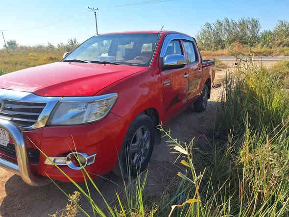 سلام عليكم من رخصت الادمن سياره تيوتا 2014 البيع المواصفات شاصي 12كير اتو مكينه بلادي خير من الله كير اكسل خير وبركه بلادي السياره  مابيها  اي نقص الاتصال ع الرقم ***********
