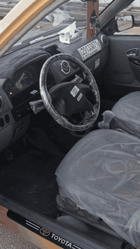 سلام عليكم سايبه ١٢ للبيع منغولي 
محرك وكير وكلج جدد
تبريد بي ليك تاتفئه شغال
كهرباياته كله شغاله
غرفته نضيفه كلش
شواصي نضيفه 
سياره بلاديه مابيه خياس وضربه مبين يم لايت 
هيئه وغرامات مصفره 
سياره جاهزه مال شغل 
مكاني بغداد الحريه 
هاتف ***********
السعر ٢٦ بيه مجال بسيط
