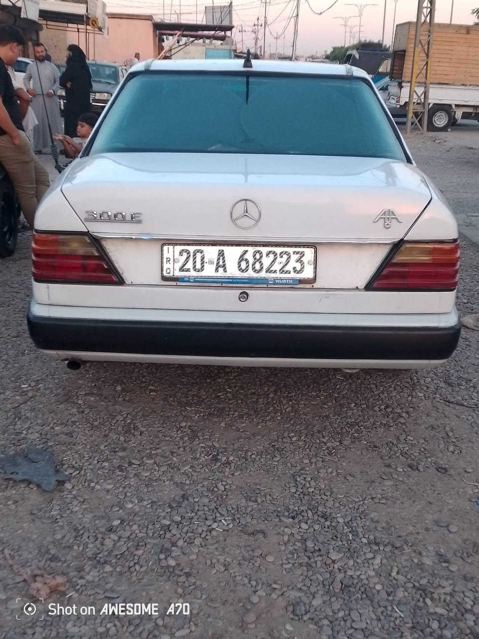 سلام عليكم مارسدس دب موديل 91 سياره جاهز تخم تاير صدر باتري كله جديد تبريد ثلج سنويه مجدده شاشه مكينه بطه 2500 السعر 55 وبيها مجال مكان السياره ديالى جلولاء رقم الهاتف ***********
