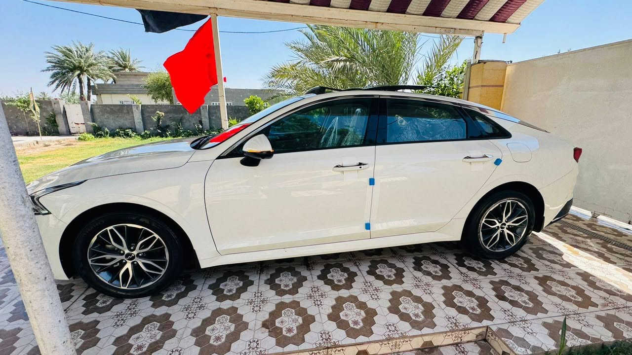 سلام عليكم للبيع K5 خليجي
موديل 2023
ماشيه/40 ألف
فول مواصفات 1/1
بانوراما 
مري شفط 
كشن كهرباء
كامره اماميه
كامره خلفيه 
كامره جانبيه +محيطية
رقم أربيل
ويل كروم 
وبعد مواصفات هواي
العنوان واسط الزبيدية
الستفسار /0780037815


**إذا كنت صاحب هذا الإعلان وتريد حذفه لأي سبب، رجاءا أرسل رسالة إلى الدعم الفني**